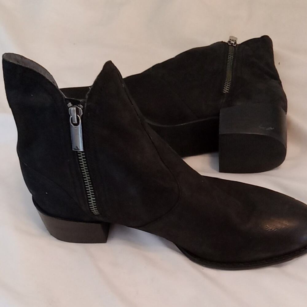 Seychelles Women's Size 8.5 Genuine Leather Black Heeled Ankle Boots. Athleisure